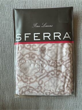 SFERRA Blush Scroll Printed Fine Linen